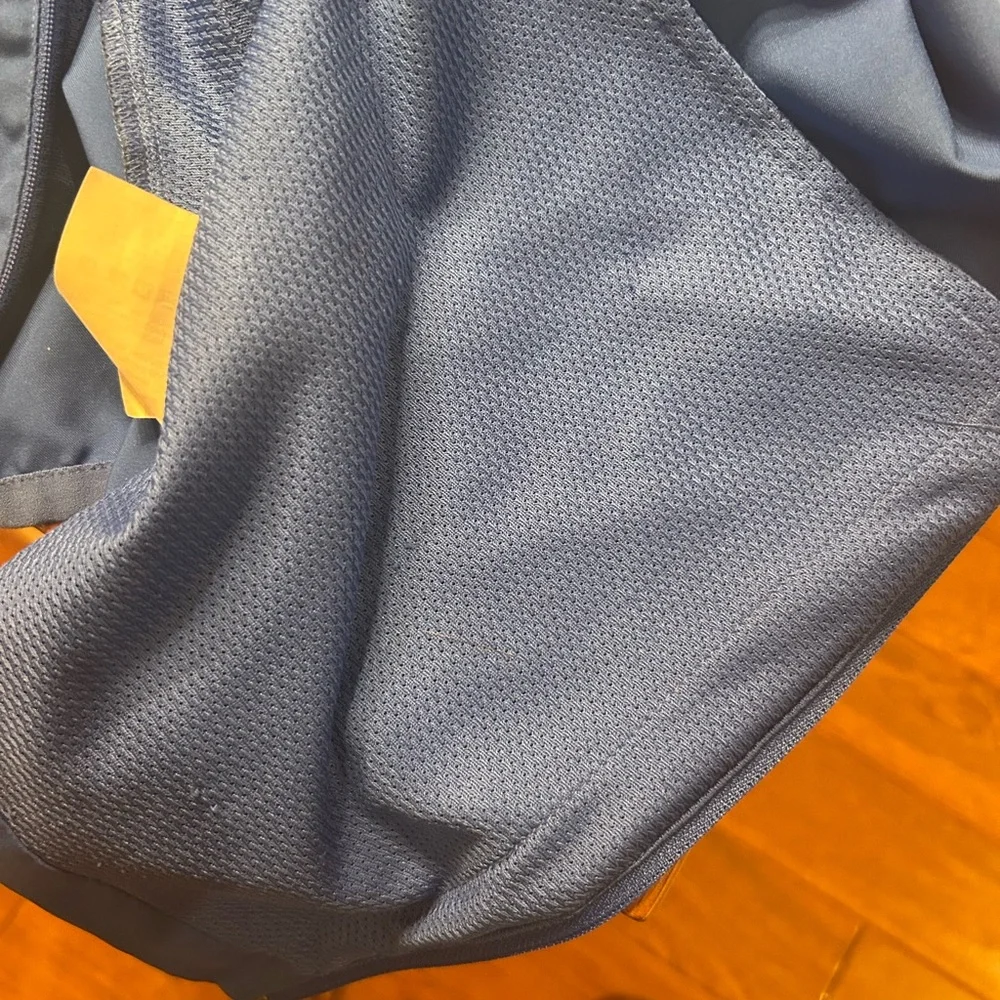 Nike Men's Vibrant Blue Windbreaker